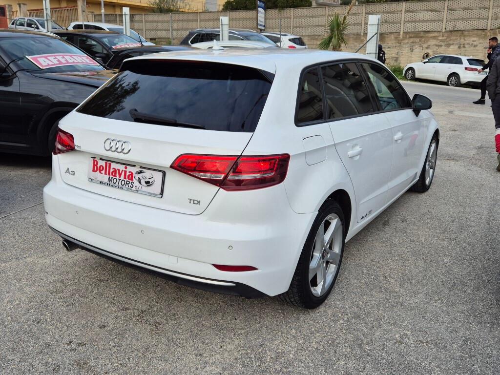 Audi A3 SPB 1.6 TDI SPORT NAVI LED