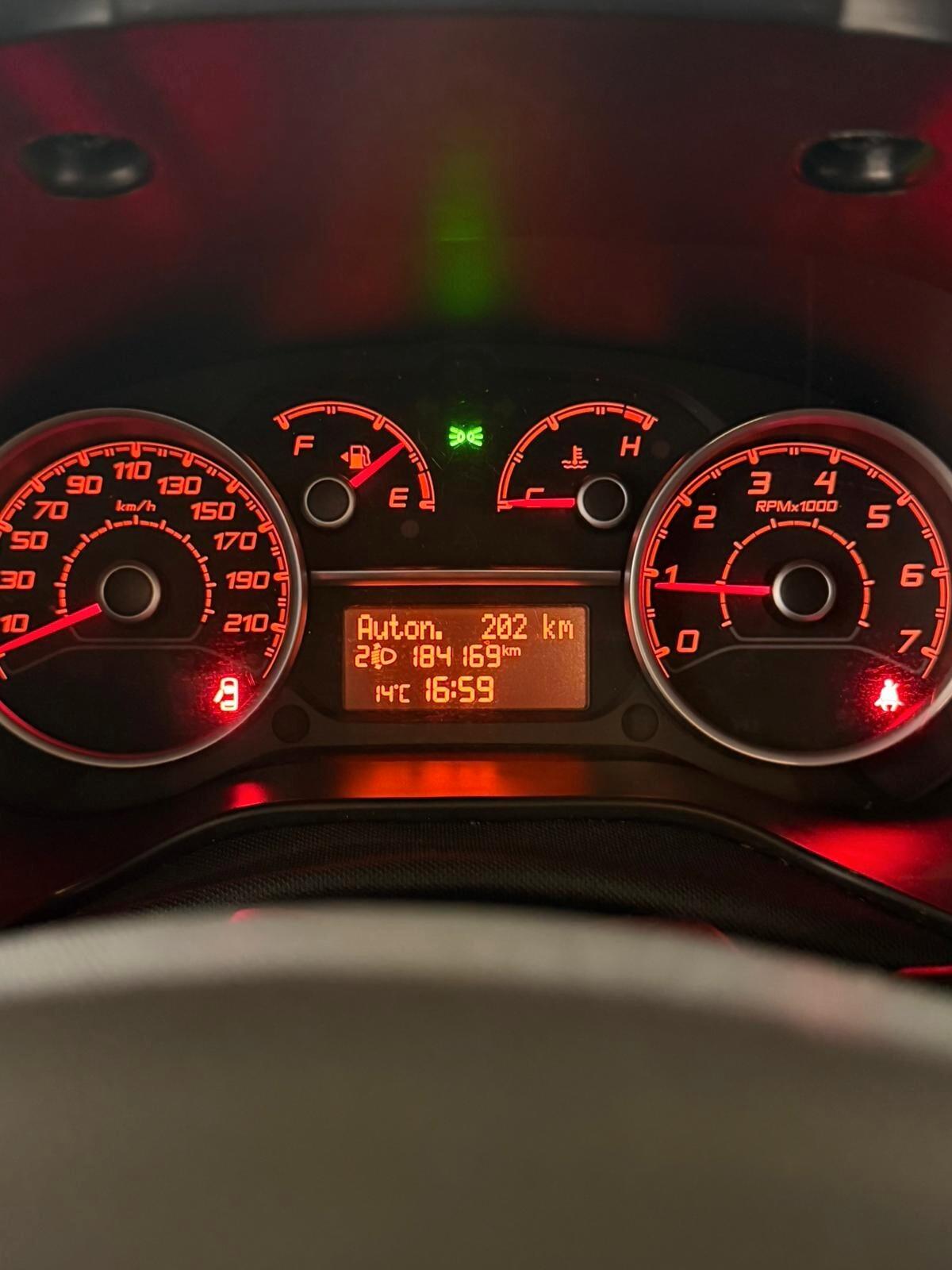 FIAT DOBLO' 1.6mjt AUTOCARRO 5 POSTI