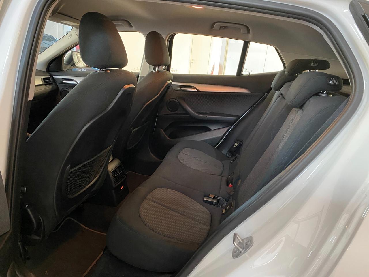 Bmw X2 sDrive18d Business
