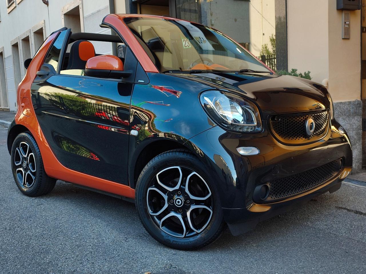 Smart ForTwo 70 1.0 twinamic cabrio Passion Abbinamento Stupendo