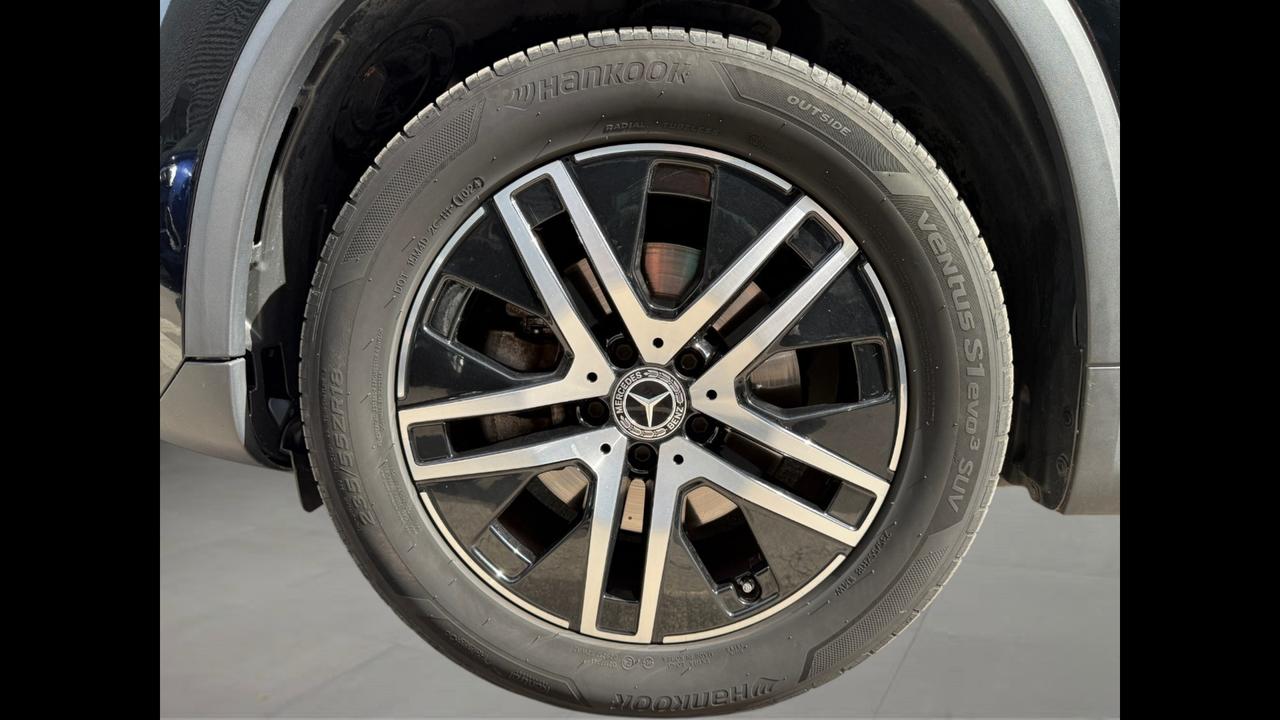 Mercedes-Benz GLA - H247 - GLA 180 d Premium auto
