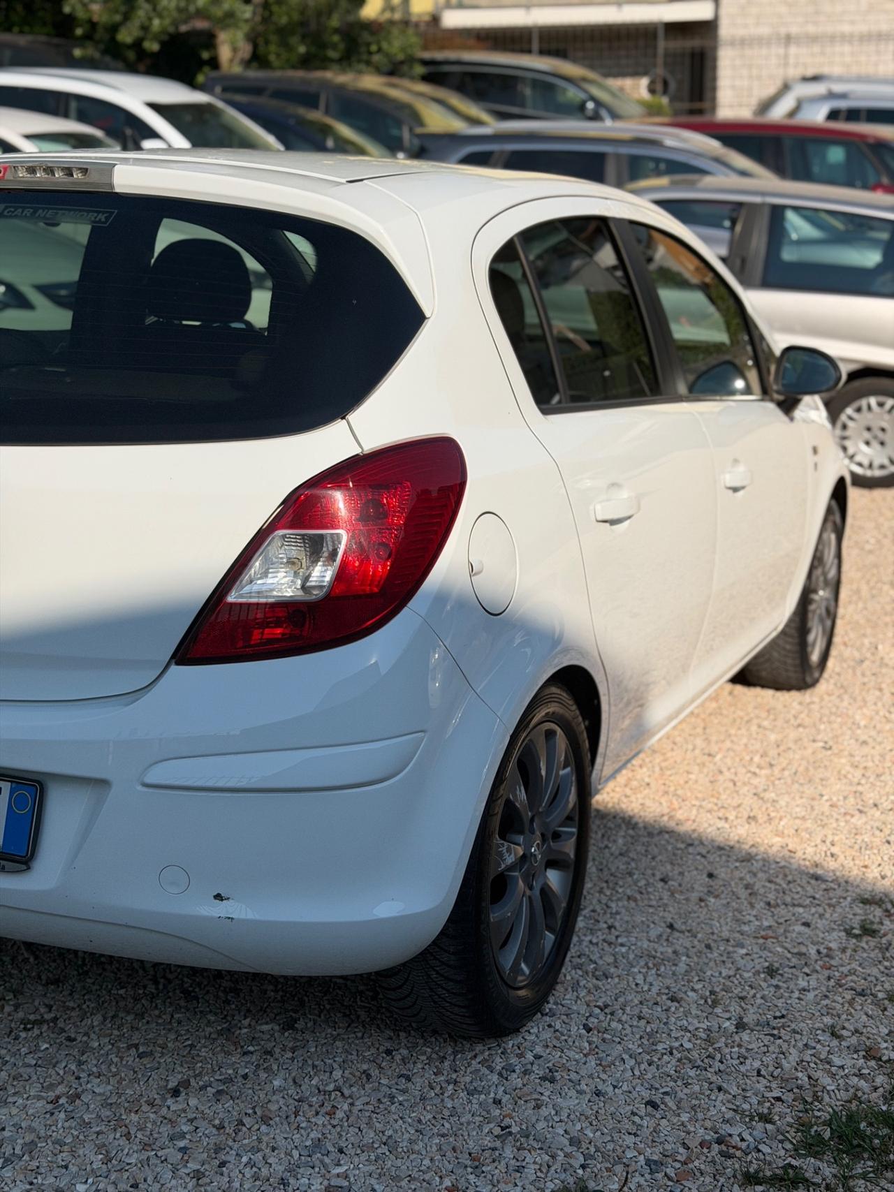 Opel CORSA 1.2 5P COSMO KMCERT NEOPAT UNICOPR