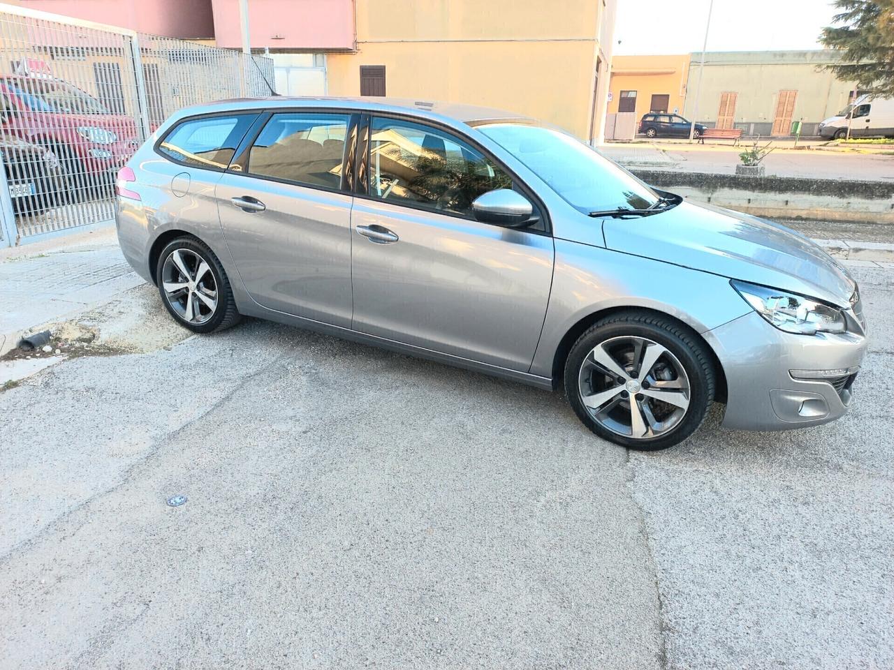Peugeot 308 BlueHDi 100 S&S SW Business