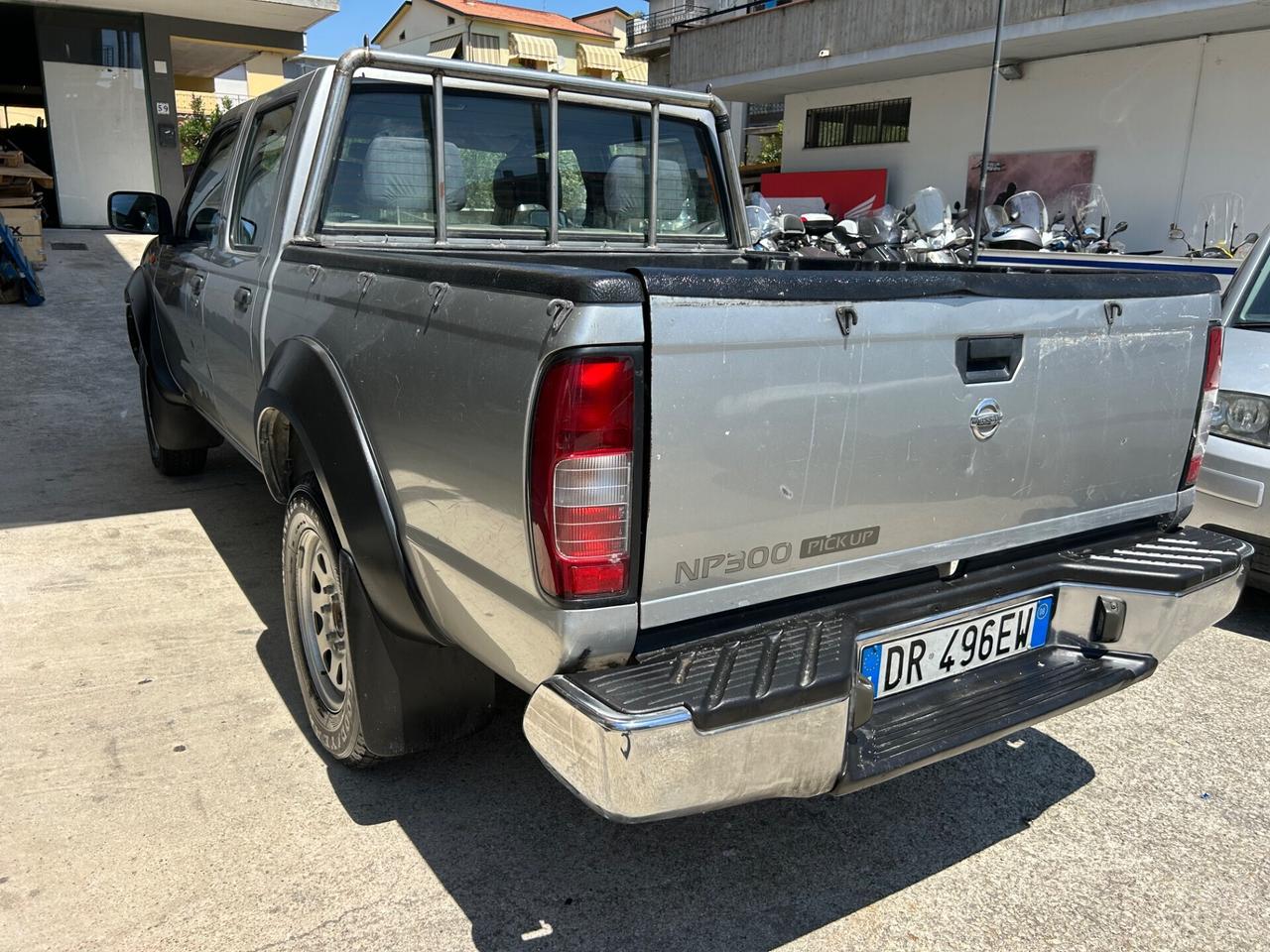 Nissan NP300 2.5 tdi PIck-UP Doppia Cabina