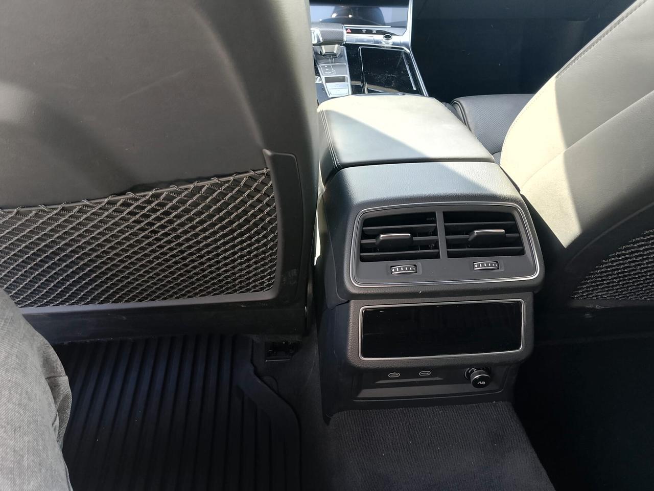 Audi RS6 RS 6 Avant 4.0 TFSI V8 quattro tiptronic