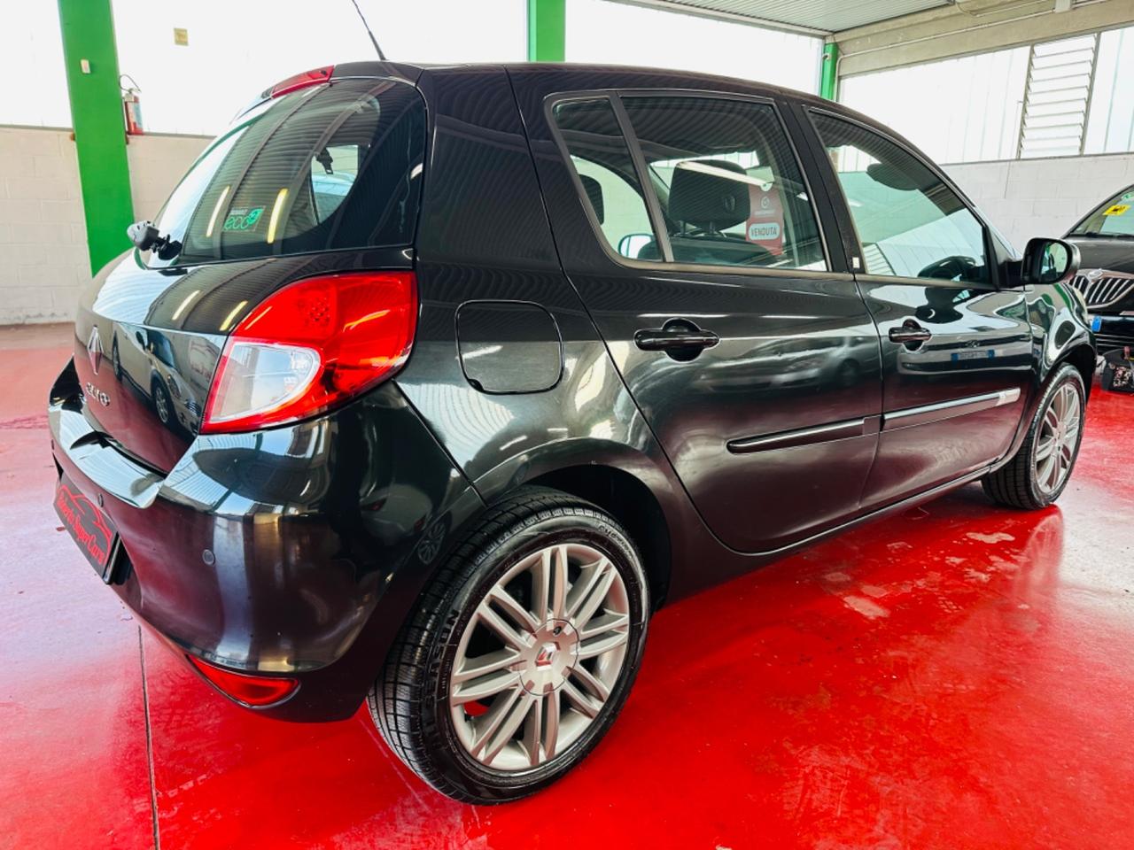 Renault Clio 1.2 16V 5 porte Dynamique