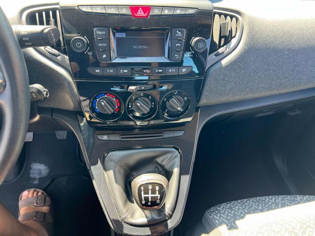 LANCIA Ypsilon 0.9 TwinAir 85 CV 5 porte Metano Ecochic Platinum