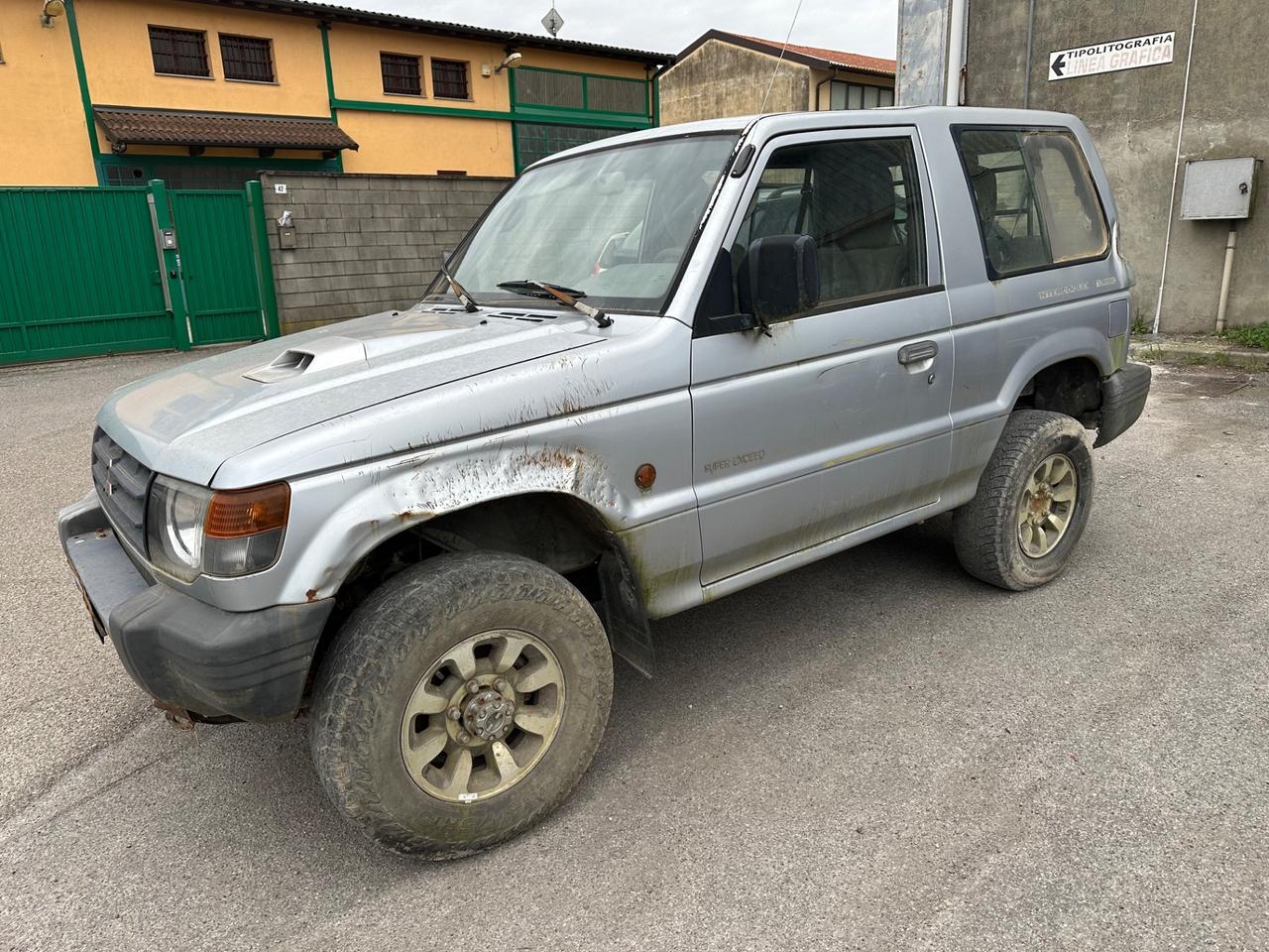 Mitsubishi Pajero 2.5 TDI 3p NON PARTE