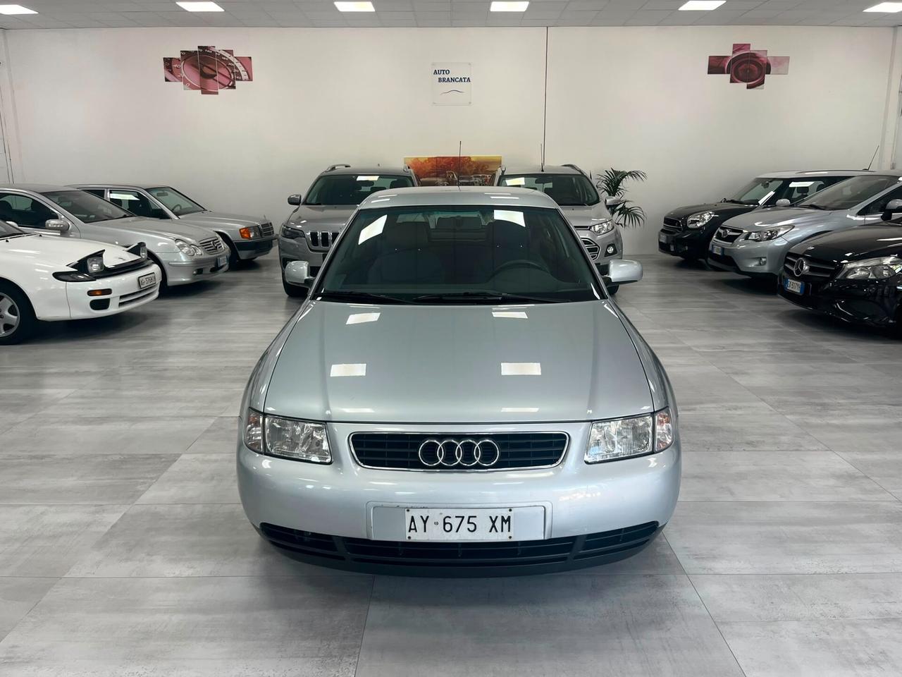 Audi A3 3p 1.8
