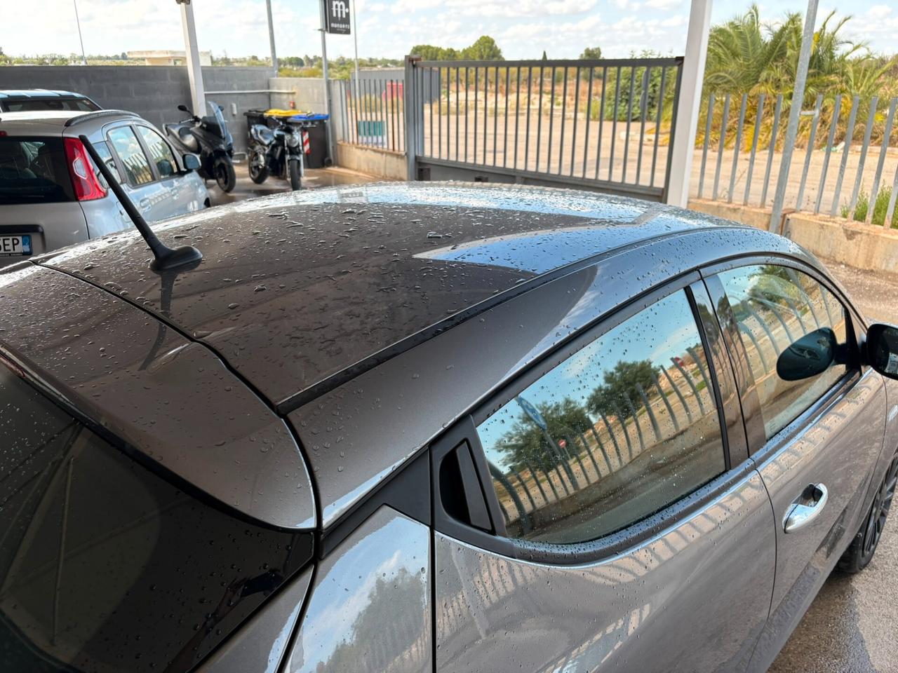 Lancia Ypsilon 1.2 69 CV 5 porte GPL Silver Plus