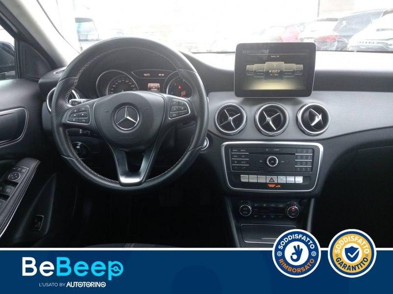 Mercedes-Benz GLA 200 D SPORT AUTO