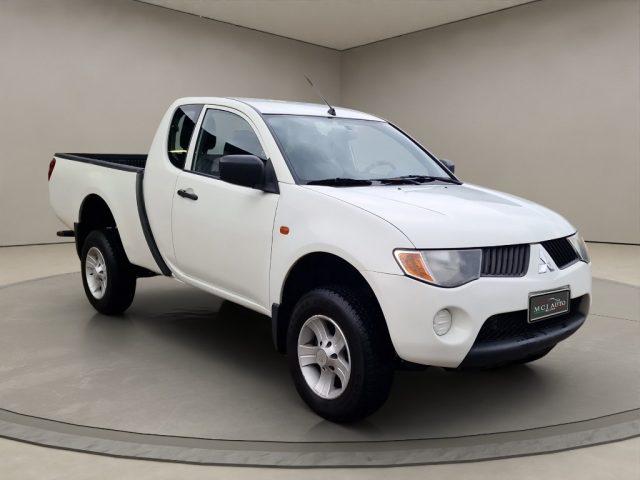 MITSUBISHI L200 2.5 DI-D/136CV Club Cab Invite