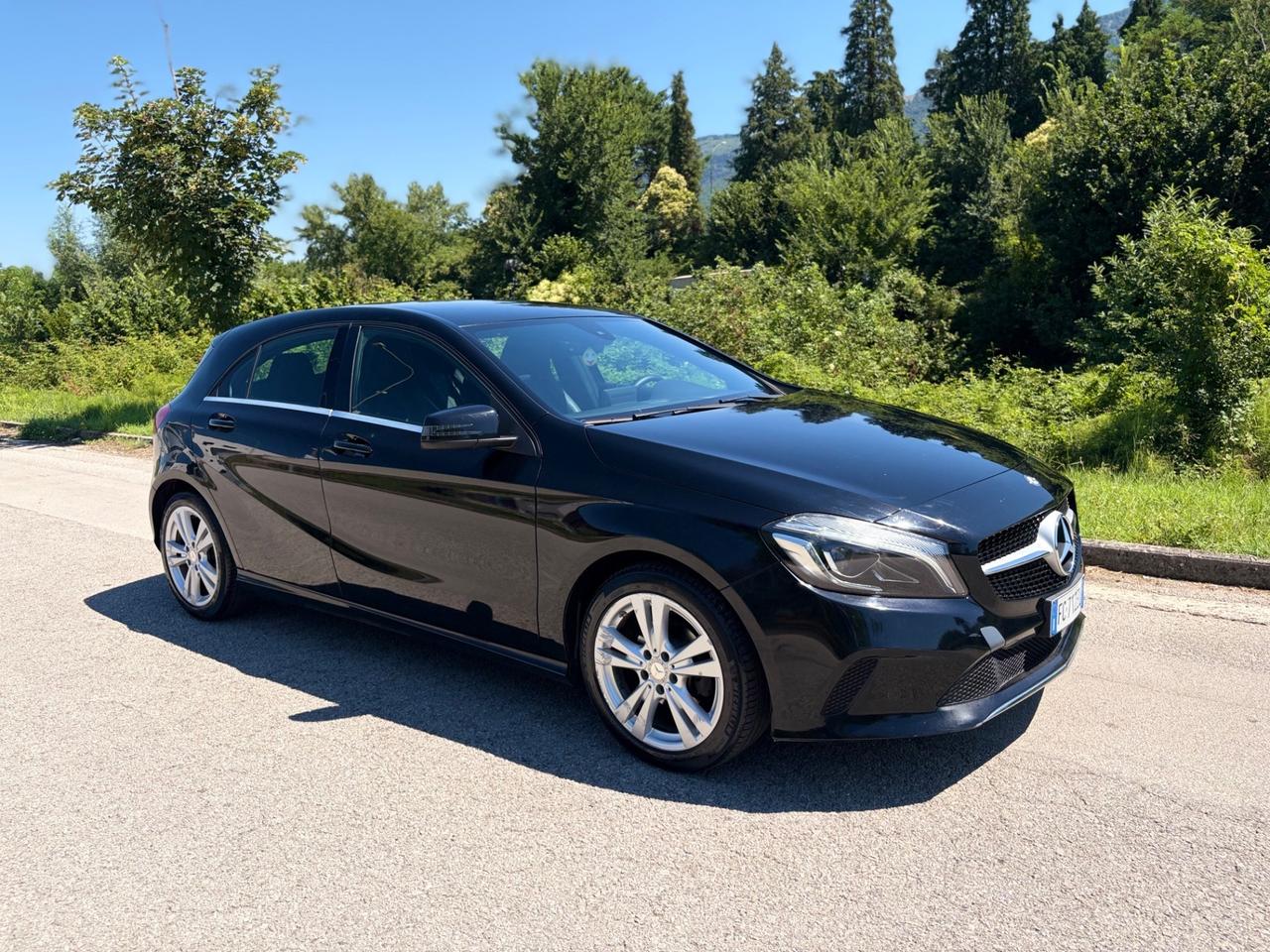 Mercedes-benz A 180 d Premium
