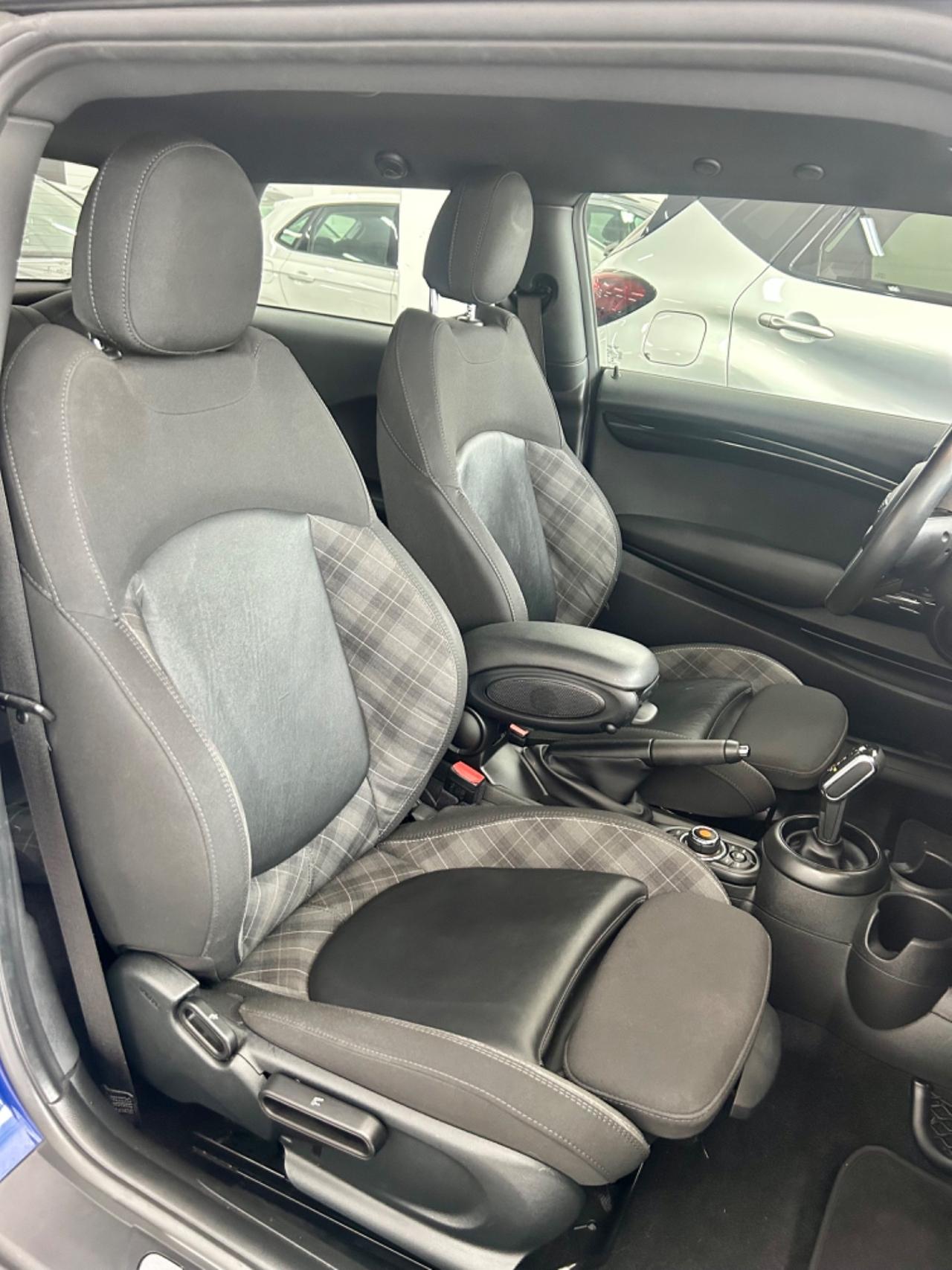 Mini COOPER D FULL OPTIONAL finanziabile
