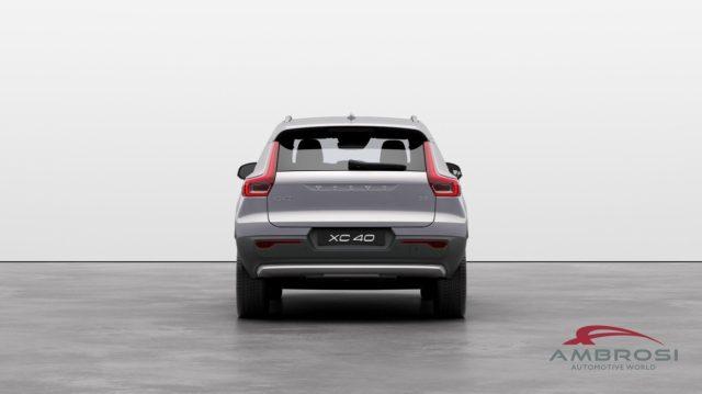 VOLVO XC40 B3 Mild hybrid Benzina Core