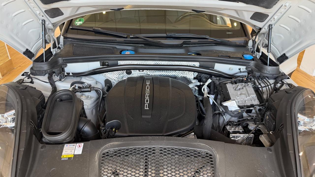 Porsche Macan 2.0 pdk tetto pasm full