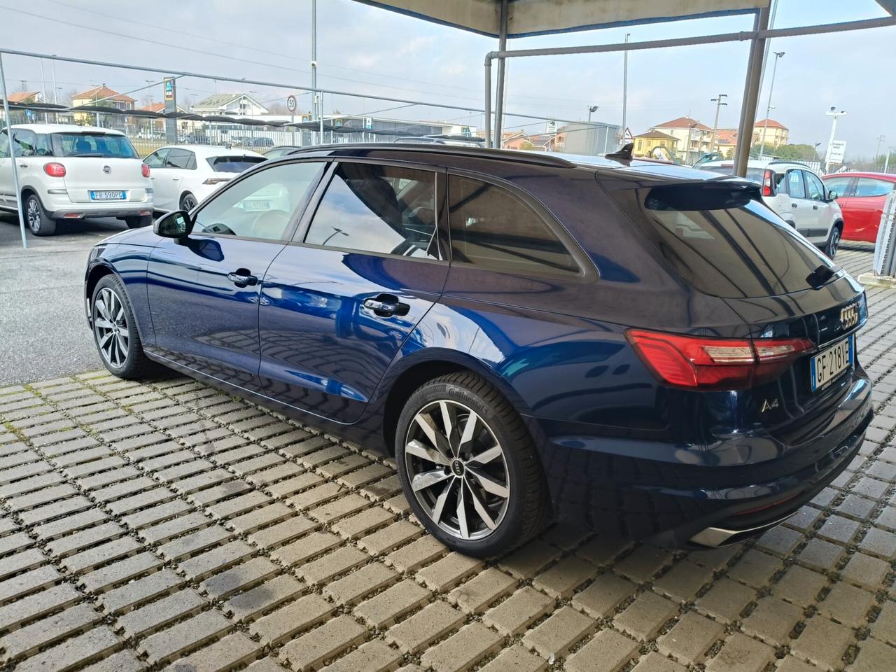 Audi A4 30 TDI/136 CV S tronic Business