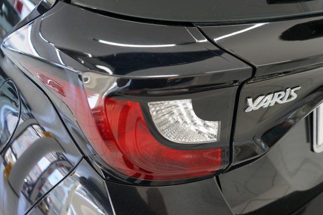 TOYOTA Yaris 1.5 Hybrid 5 porte Business Ufficiale Italia