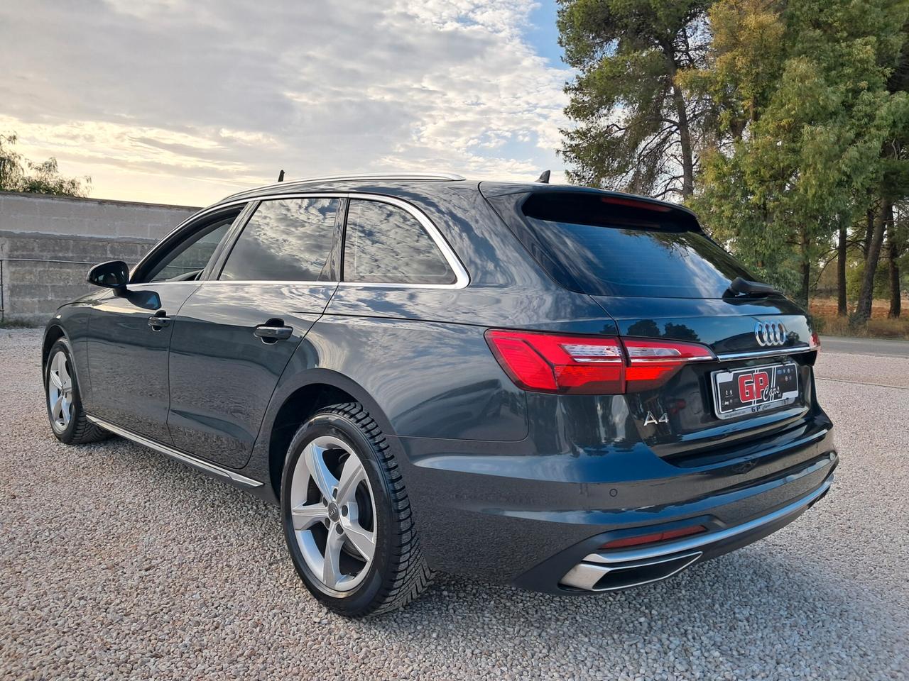 Audi A4 35 TDI * VIRTUAL-LED-NAVY*RADAR