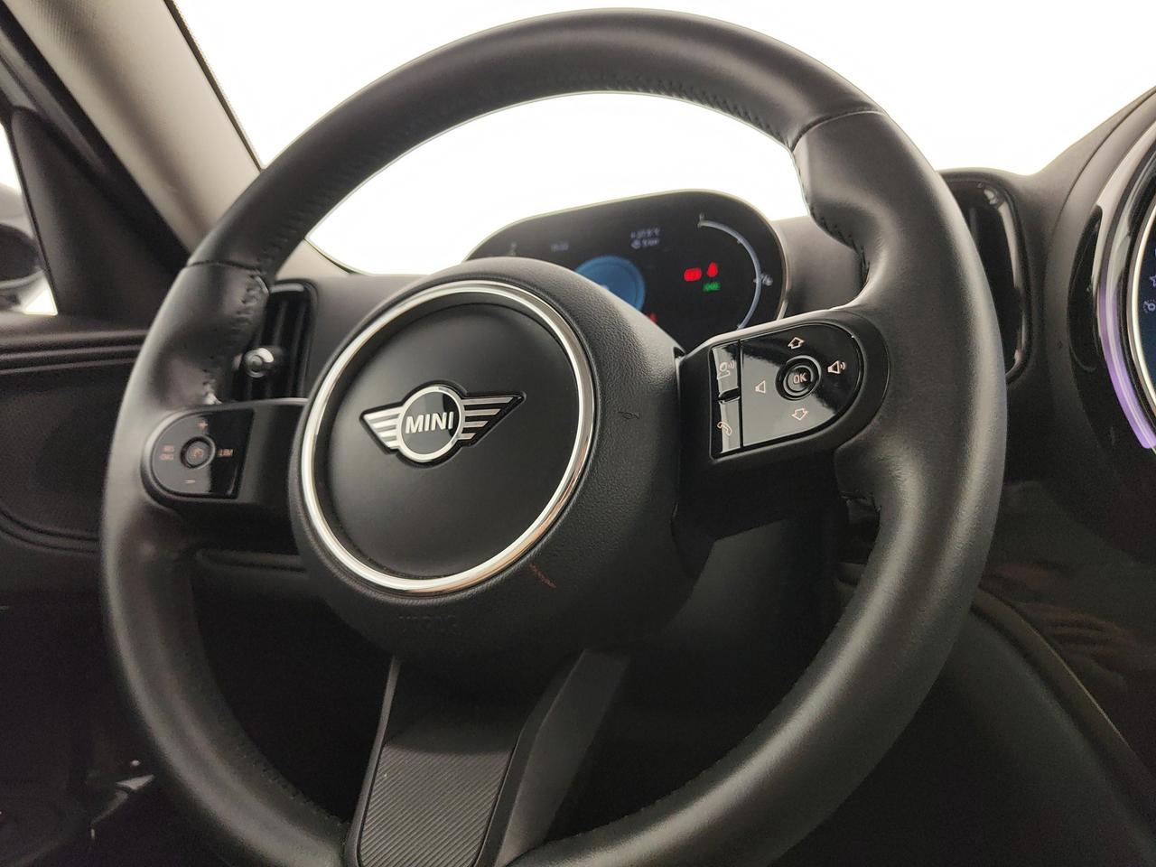 MINI Mini Countryman 1.5 Cooper Essential auto