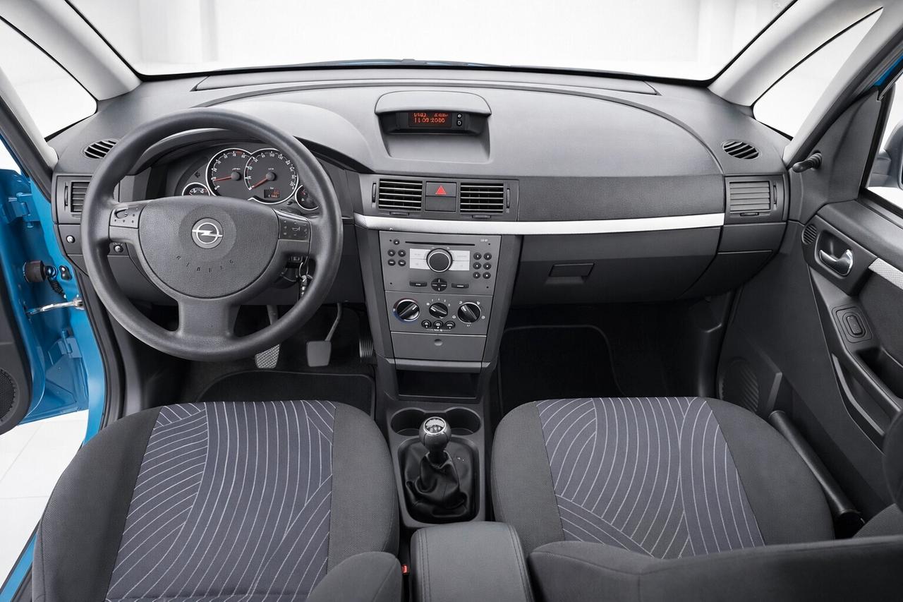 Opel Meriva 1.7 CDTI 101CV Cosmo COLORE OPACCO NEOPATENTATI