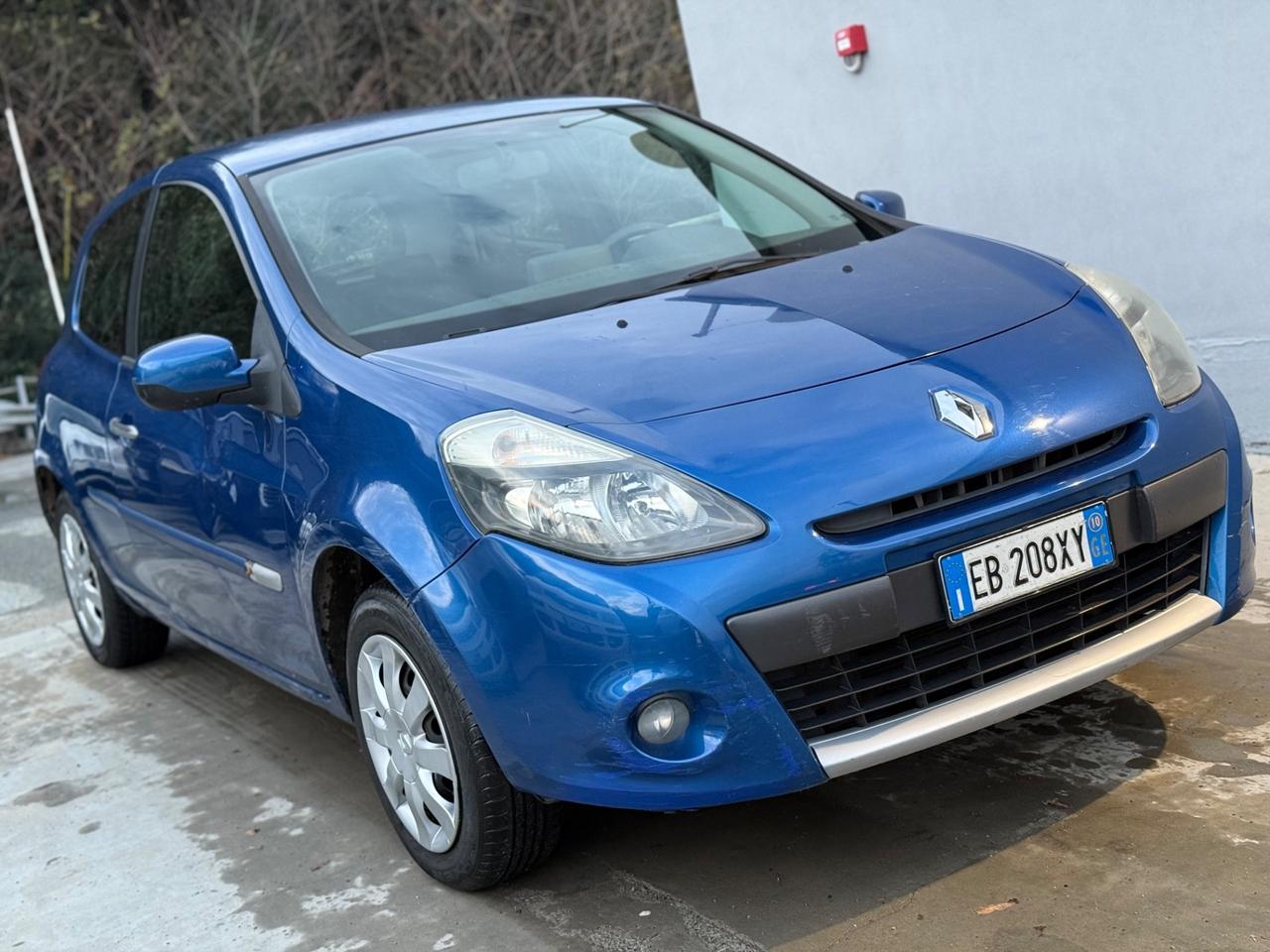Renault Clio 1.2 16V 3 porte Luxe
