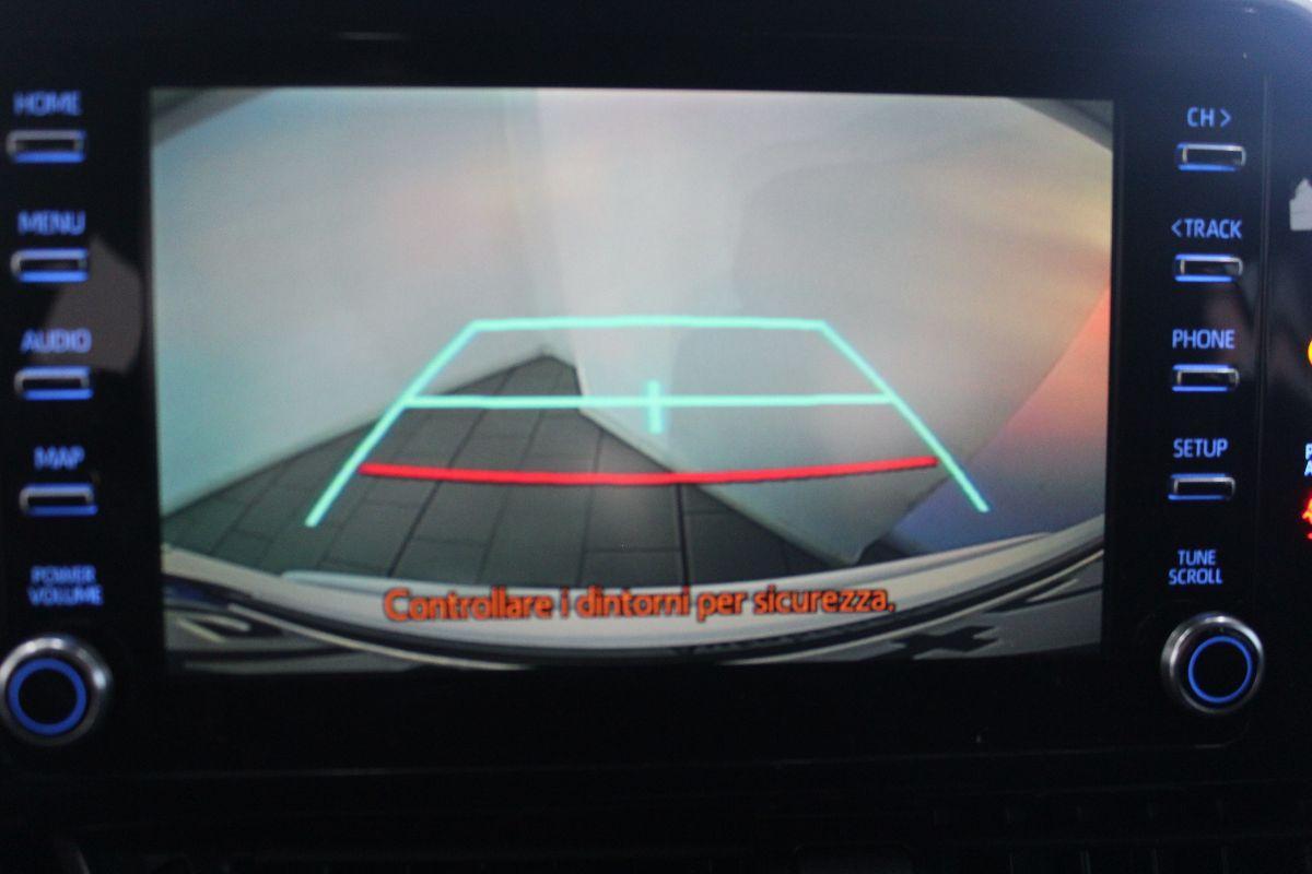TOYOTA - C-HR - 1.8 Hybrid E-CVT Active