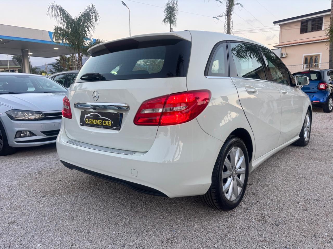 MERCEDES CLASSE B-180 PREMIUM FULL OPT