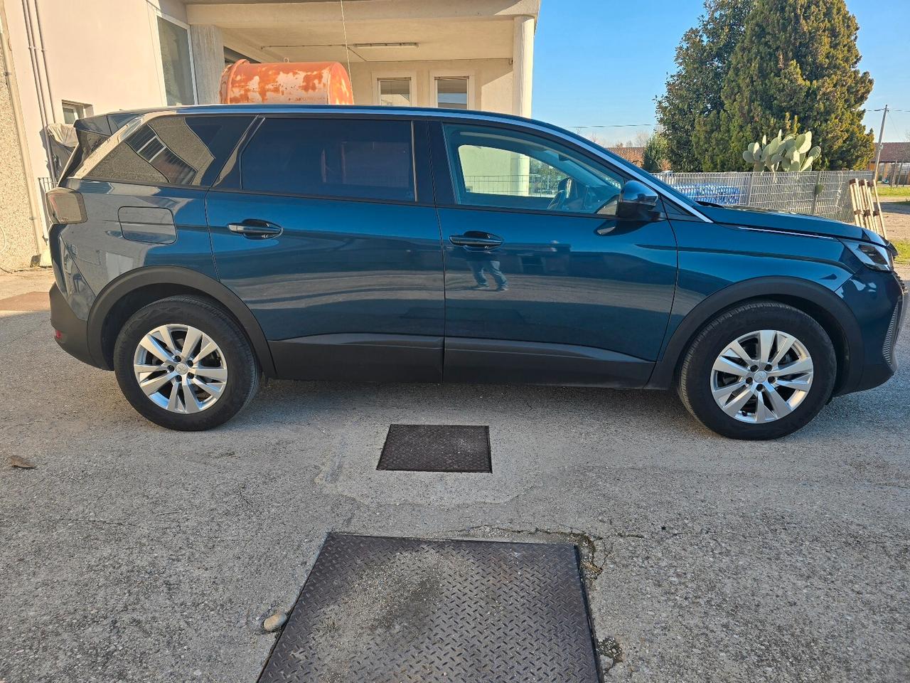 Peugeot 5008 BlueHDi 130 S&S EAT8 Active Pack