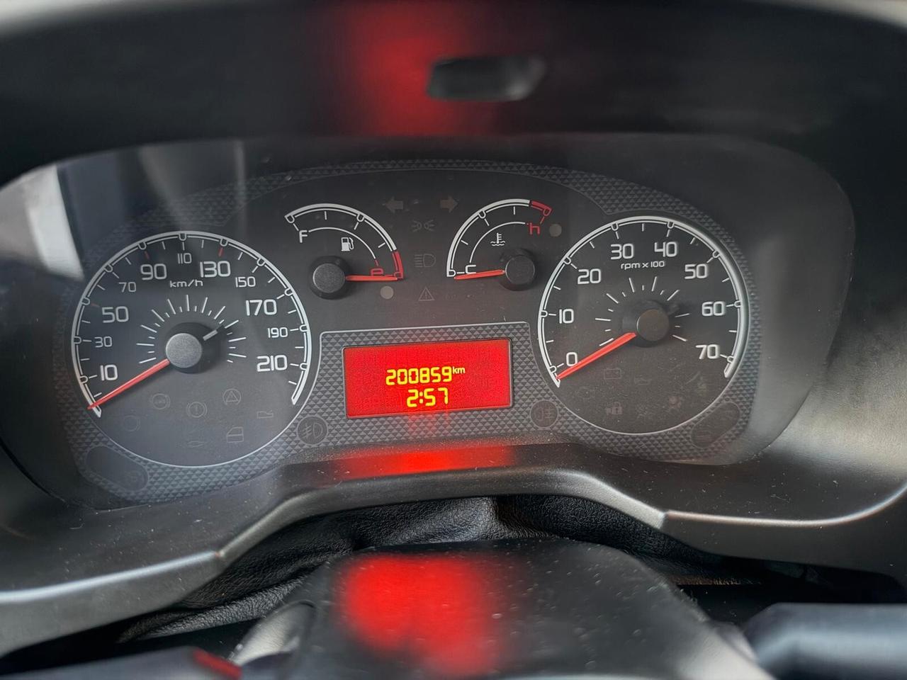 Fiat Fiorino 1.3 MJT 95CV Furgone Adventure E5+