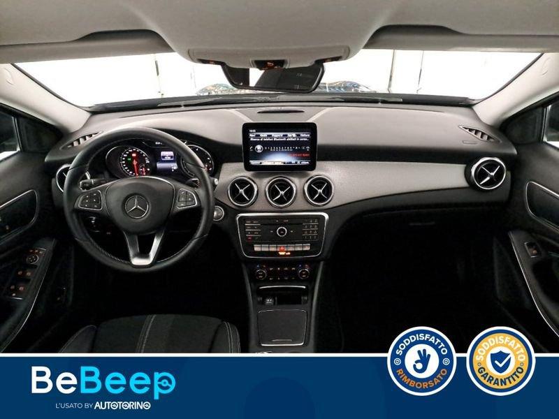 Mercedes-Benz GLA 200 D SPORT 4MATIC AUTO