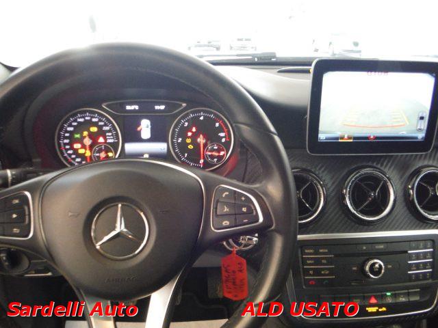 MERCEDES-BENZ GLA 180 d Business.