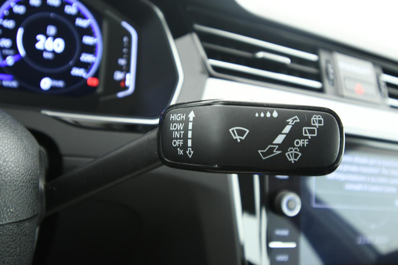 VOLKSWAGEN Passat Variant 2.0 tdi Business 122cv dsg NEOPATENTATI+ACC+CAMERA