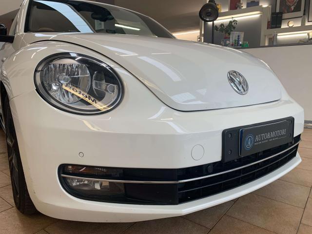 Volkswagen Maggiolino Maggiolino Cabrio 2.0 tdi Sport 140cv dsg