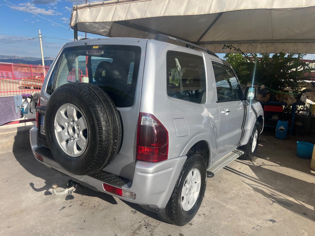 Mitsubishi Pajero 2.5 TDI 3p. GLX