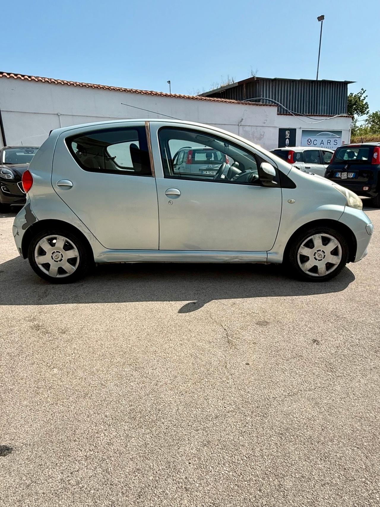 Toyota Aygo 1.0 12V VVT-i 5 porte