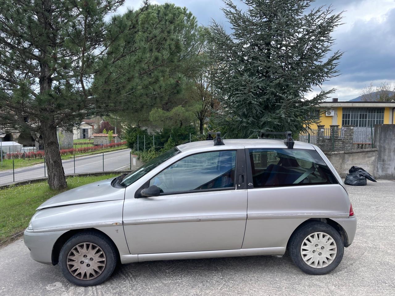 Lancia Y 1.2i cat LS