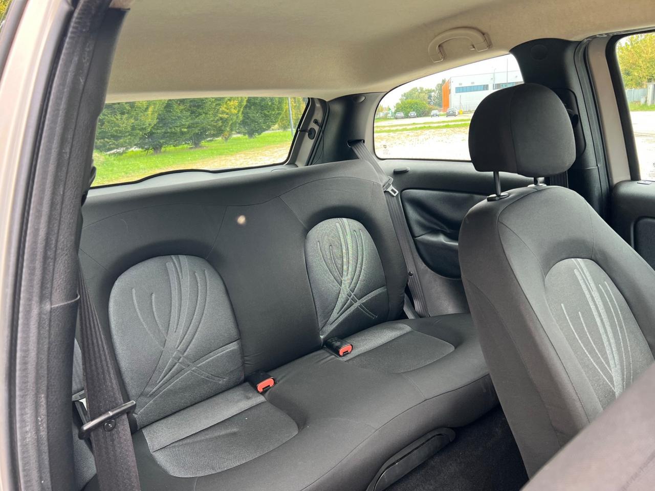 Lancia Ypsilon 1.3 MJT 75 CV Platinum