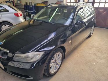 BMW 320 320d Touring Futura