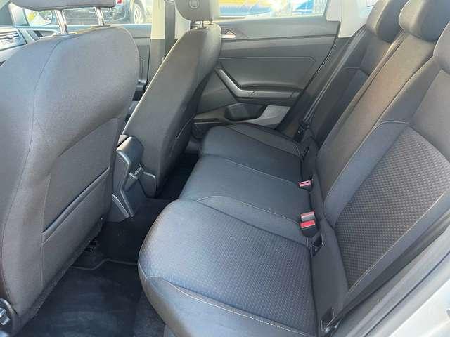 Volkswagen Polo VI 5p 1.0 tgi Highline R-LINE 90cv my19