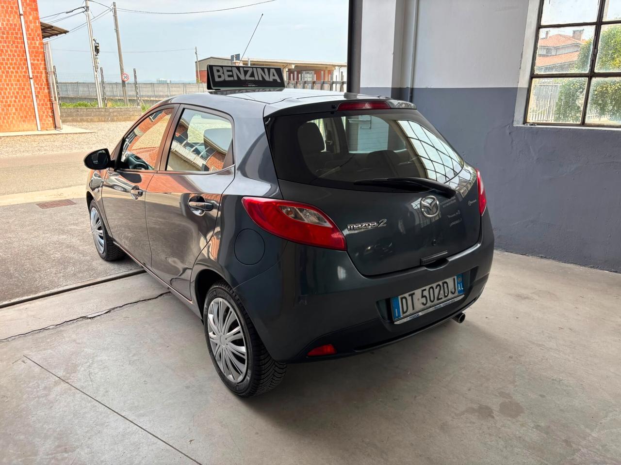 Mazda 2 1.3 16V 75CV