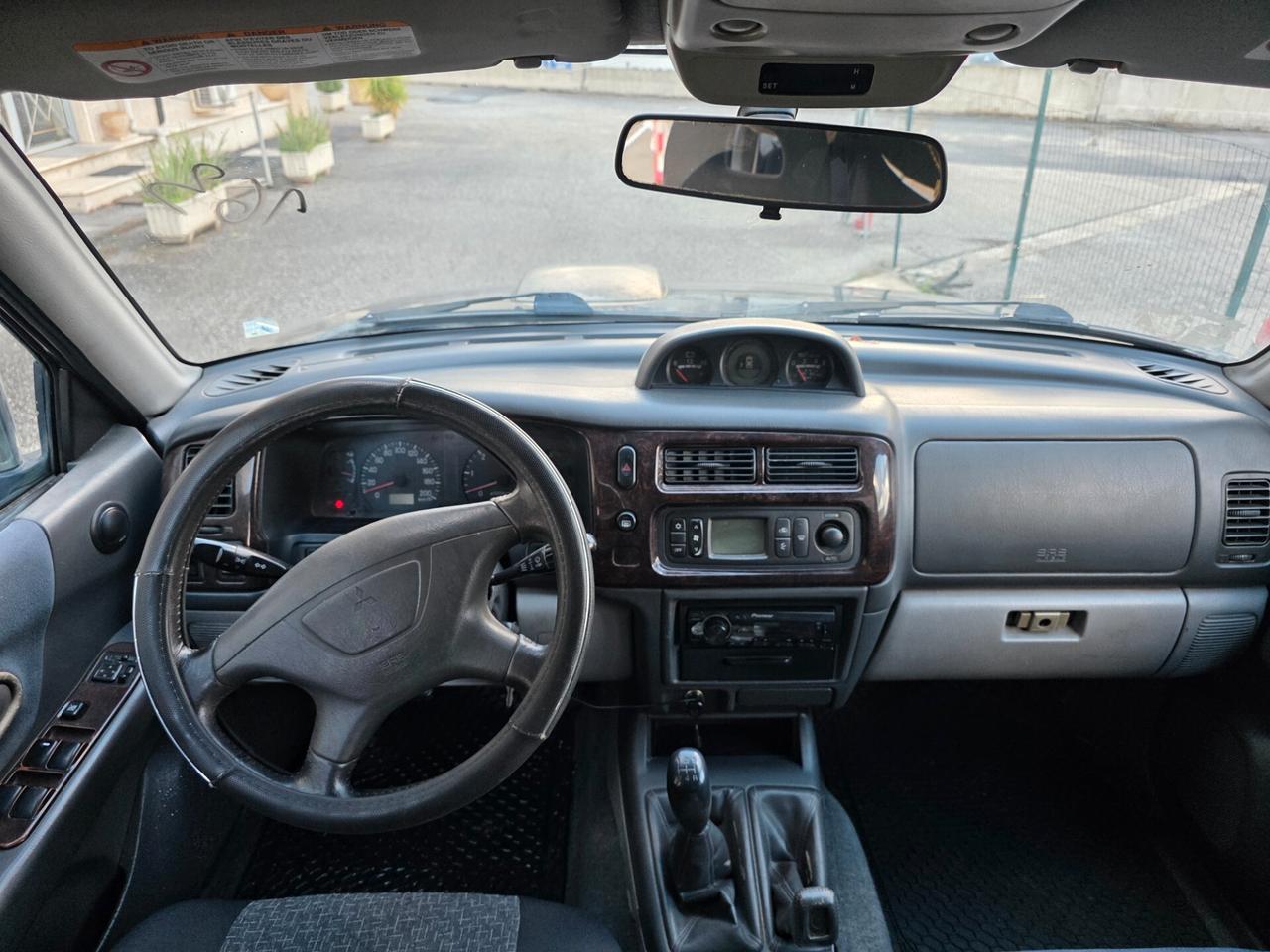 Mitsubishi Pajero Sport 2.5 TDI GLS Target