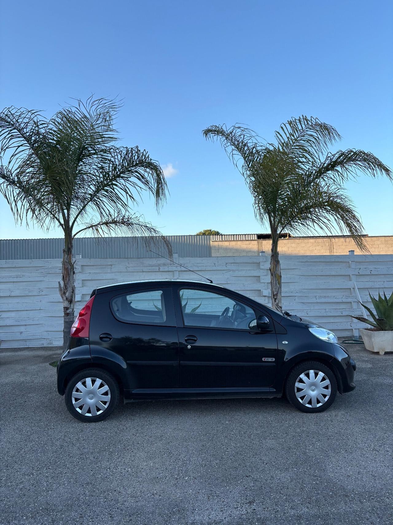 Peugeot 107 1.0 benzina 5p. In perfette condizioni
