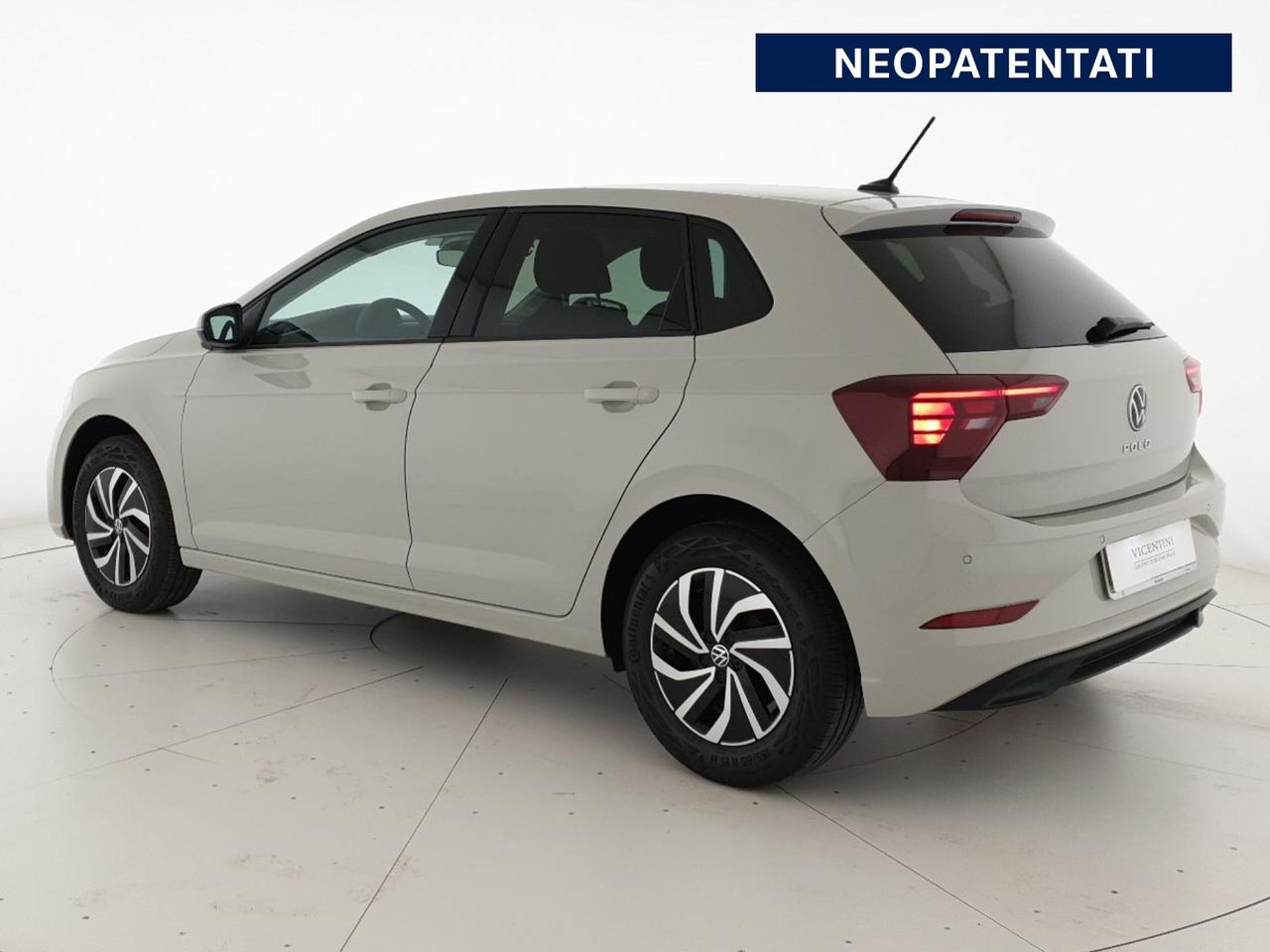 Volkswagen Polo 1.0 tsi life 95cv dsg