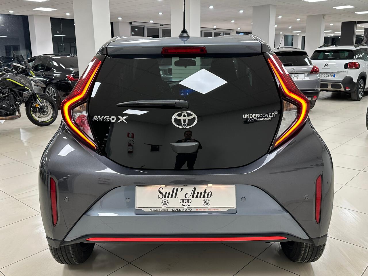 Toyota Aygo X 1.0 VVT-i 72 CV 5 porte UNDERCOVER - 2023