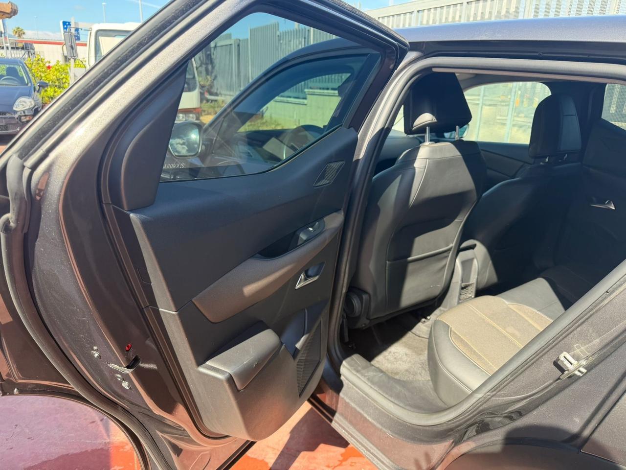 Ds DS3 3 Crossback BlueHDi 100 So Chic