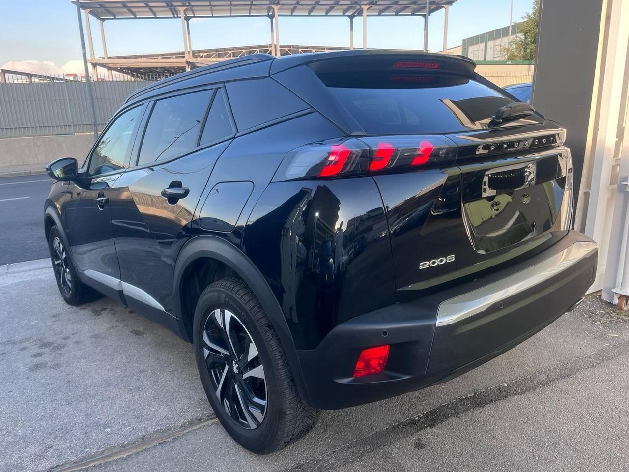 Peugeot 2008 BlueHDi 130 S&S EAT8 Allure