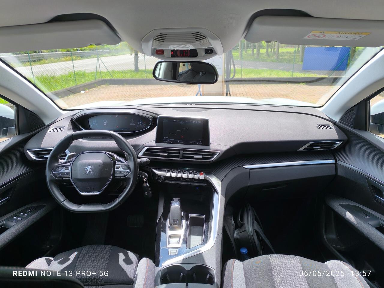 Peugeot 5008 BlueHDi 130 S&S Business