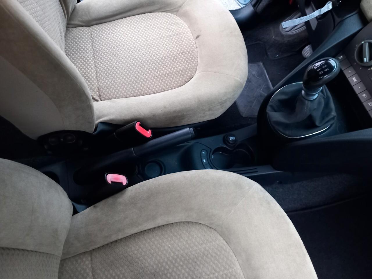 Lancia Ypsilon 1.2 Argento