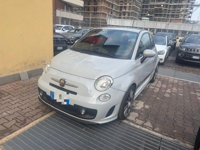 ABARTH 500 1.4 Turbo T-Jet Custom